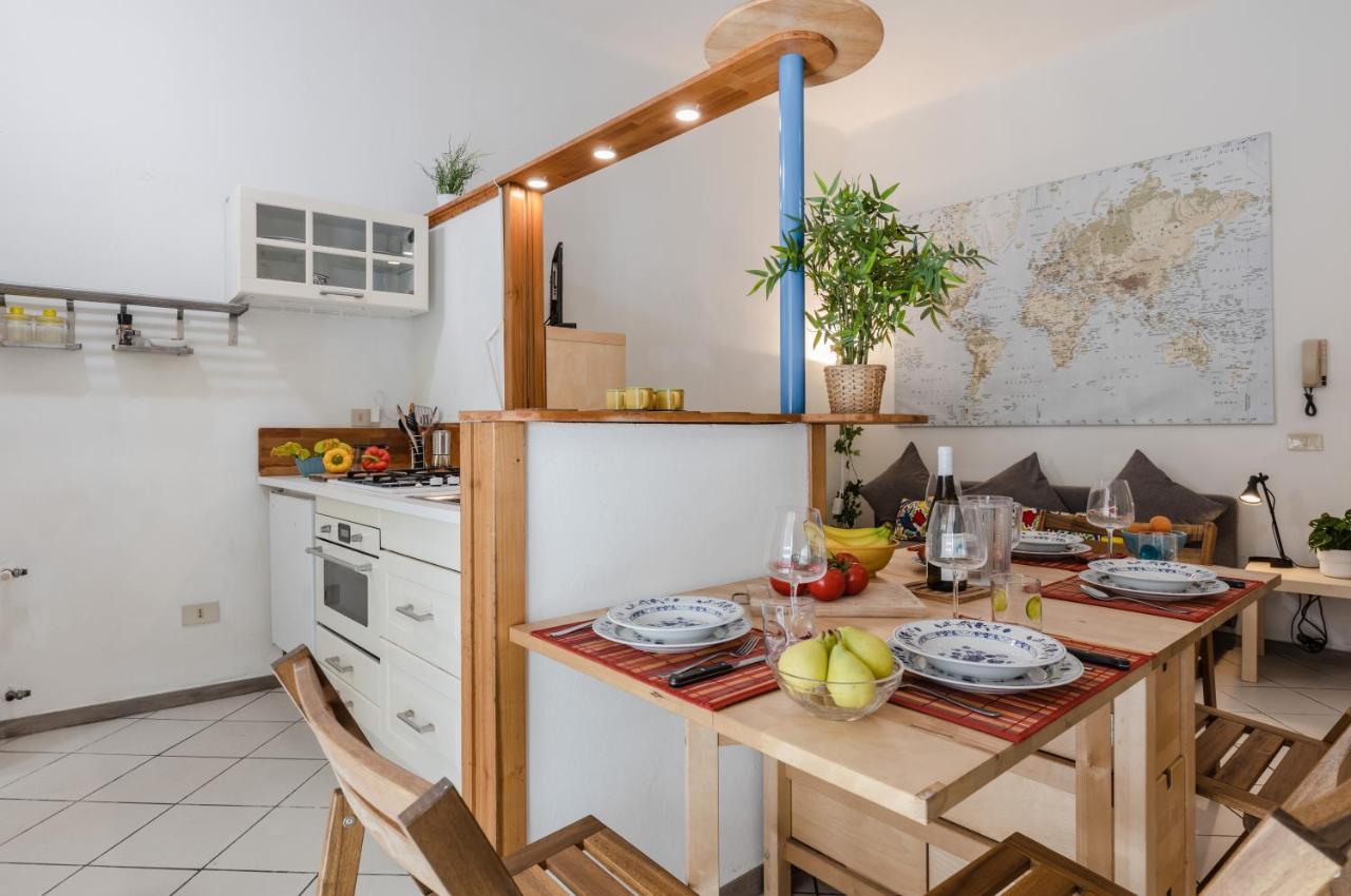 Tuttomondo Central Flat With Private Courtyard Pisa Exterior photo